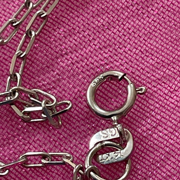 10K White Gold Heart Pendant Baguette & Round Accents 14K White Gold Chain 16” - Picture 9 of 16